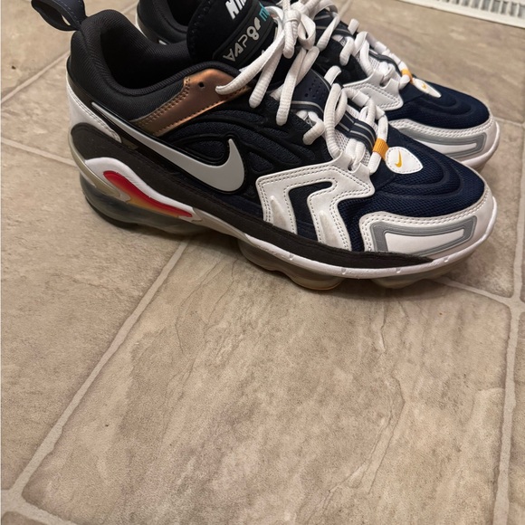 Nike Air Max Plus in Black, White, and Orange - Picture 3 of 6